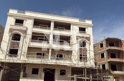 Apartment - 3 Bedrooms - 3 Bathrooms for sale in Bait Alwatan - The 5th Settlement - New Cairo City - Cairo