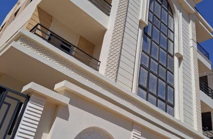 Apartment - 3 - 2 for sale in AiAngle City Mall - New Narges - New Cairo City - Cairo