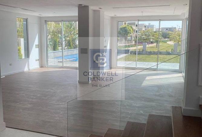 100083200 - Property Image 2