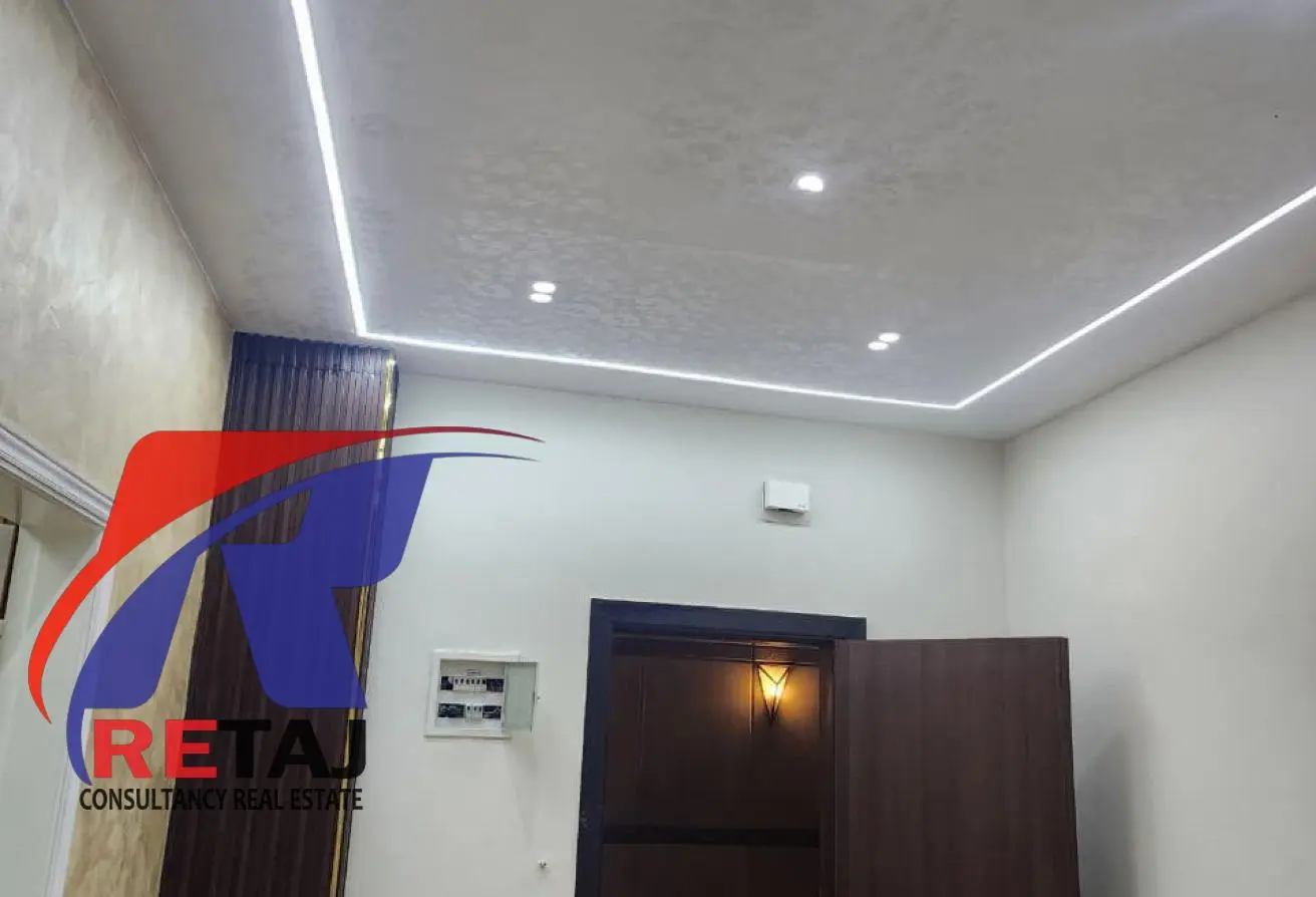 102073376 - Property Main Image