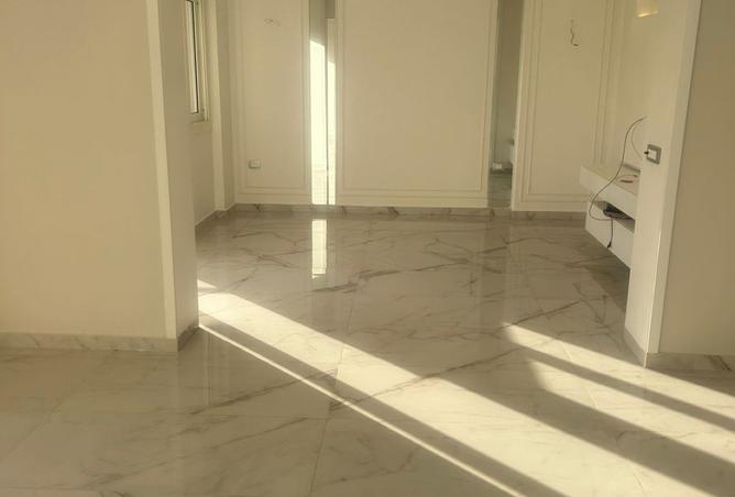 102346683 - Property Image 2