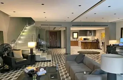 دوبلكس - 4 غرف نوم - 4 حمامات للبيع في رويال ميدوز - كمبوندات الشيخ زايد - الشيخ زايد - الجيزة