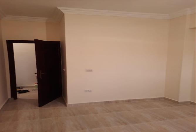 8666712 - Property Image 2