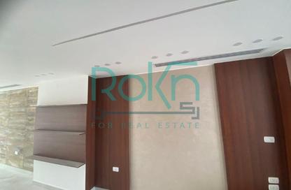 Clinic - Studio - 1 Bathroom for rent in Centrada Plaza - Juhayna Square - 6 October City - Giza
