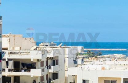 Apartment - 3 Bedrooms - 2 Bathrooms for sale in Al Maamoura - Hay Than El Montazah - Alexandria