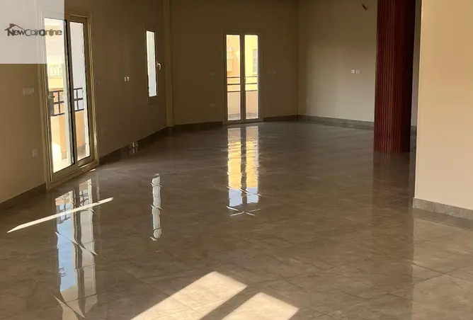 94641602 - Property Image 2