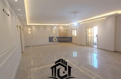 Apartment - 3 Bedrooms - 3 Bathrooms for sale in Makkah Al Mokarama St. - West Somid - 6 October City - Giza Apartment - 3 Bedrooms - 3 Bathrooms for sale in Makkah Al Mokarama St. - West Somid - 6 October City - Giza