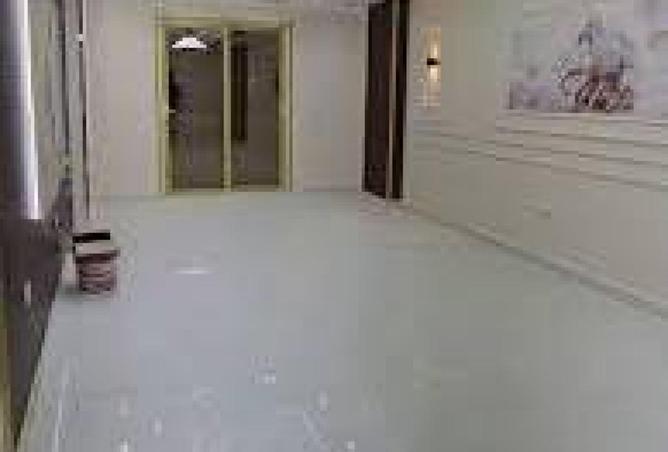 76241102 - Property Image 2