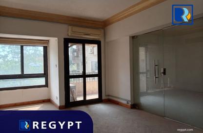 Office Space - Studio - 3 for rent in Cornish El Nile St. - Maadi - Hay El Maadi - Cairo