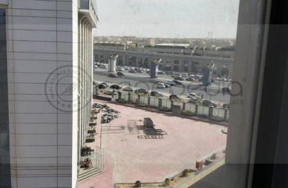 نصف طابق - استوديو - 1 للايجار في مول ساوث جيت - شارع التسعين الجنوبي - التجمع الخامس - مدينة القاهرة الجديدة - القاهرة