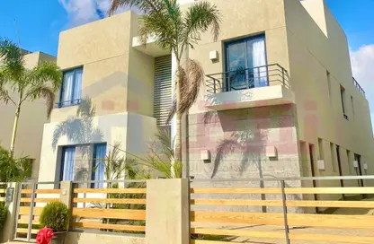 Villa - 5 Bedrooms - 6 Bathrooms for sale in Palm Hills - Alexandria Compounds - Alexandria