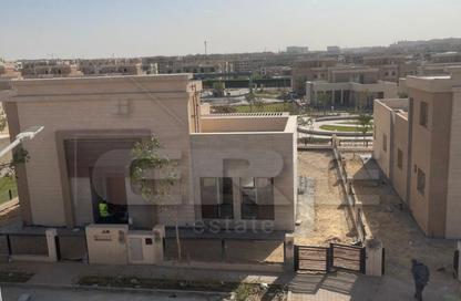 Villa - 4 Bedrooms - 4 Bathrooms for sale in Taj City - 5th Settlement Compounds - The 5th Settlement - New Cairo City - Cairo