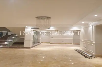 فيلا - 4 غرف نوم - 6 حمامات للايجار في كايرو فيستيفال سيتى - المستثمرين الشمالية - مدينة القاهرة الجديدة - القاهرة