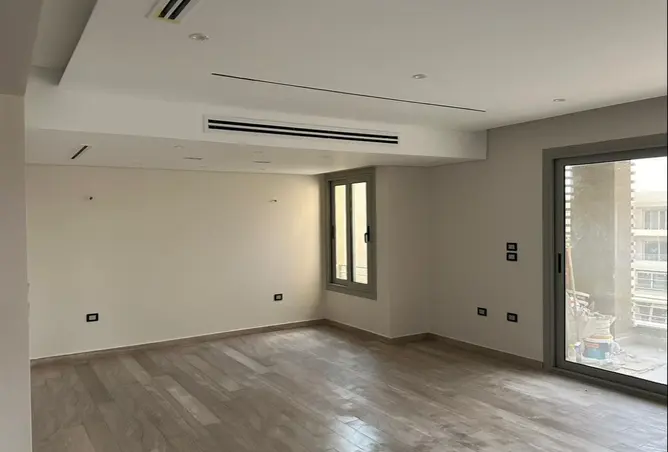 100096992 - Property Image 3
