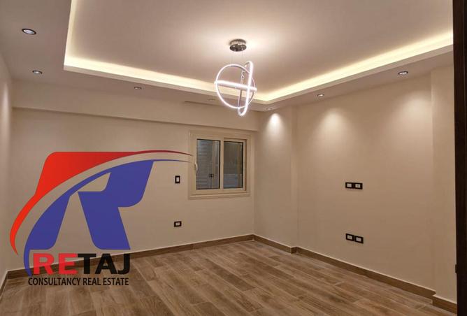 82880200 - Property Image 3