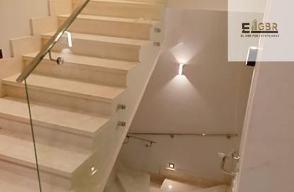 فيلا - 4 غرف نوم - 3 حمامات للايجار في ميفيدا - كمبوندات التجمع الخامس - التجمع الخامس - مدينة القاهرة الجديدة - القاهرة