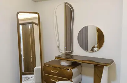 شقة - 3 غرف نوم - 3 حمامات للايجار في شارع محمد حسنين هيكل - المنطقة السادسة - مدينة نصر - القاهرة