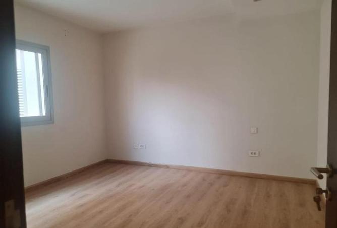 8614218 - Property Image 2