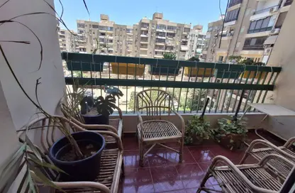 شقة - 3 غرف نوم - 2 حمامات للبيع في شارع سور دار الدفاع الجوي (عبد العظيم وزير) - ارض الجولف - مصر الجديدة - القاهرة