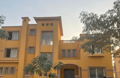 فيلا - 6 - 7+ للبيع في جولف فيوز - طريق مصر اسكندرية الصحراوي - مدينة 6 أكتوبر - الجيزة
