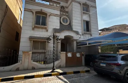 Villa - 4 Bedrooms - 5 Bathrooms for sale in Tabarak - Zahraa El Maadi - Hay El Maadi - Cairo