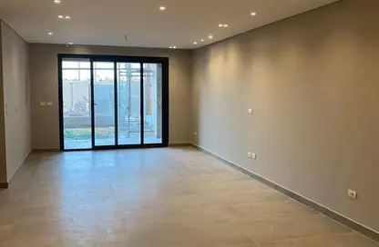 Apartment - 3 Bedrooms - 3 Bathrooms for sale in Village West - Sheikh Zayed Compounds - Sheikh Zayed City - Giza