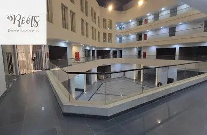 محل تجاري - استوديو - 1 حمام للايجار في مول سيلفر جيت - الحي الثاني عشر - الشيخ زايد - الجيزة