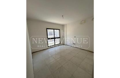 Apartment - 3 Bedrooms - 3 Bathrooms for sale in Creek Town - The 1st Settlement - New Cairo City - Cairo