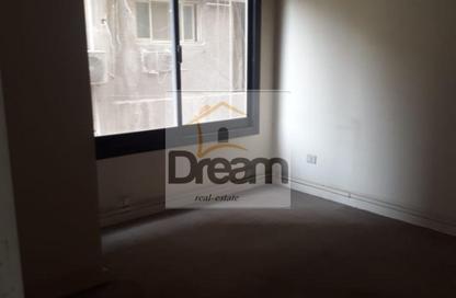 مكتب عمل جماعي - استوديو - 8 حمامات للايجار في شارع سليمان اباظه - المهندسين - الجيزة