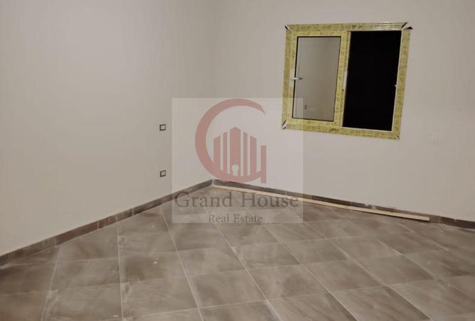 83402553 - Property Image 3