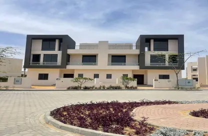 فيلا - 4 غرف نوم - 4 حمامات للبيع في الكارما جيتس - مدينة زايد الجديدة - الشيخ زايد - الجيزة