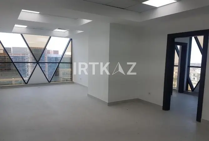 114621201 - Property Image 2