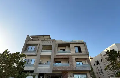 شقة - 3 غرف نوم - 3 حمامات للبيع في حي النادي - مدينة الشروق - القاهرة