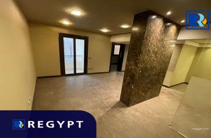 شقة - غرفة نوم - 1 حمام للبيع في شارع زهراء المعادى - دجلة - حي المعادي - القاهرة