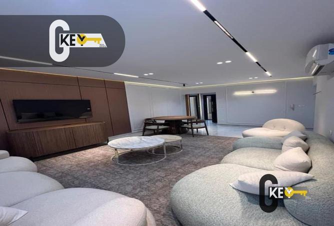 71923359 - Property Image 3