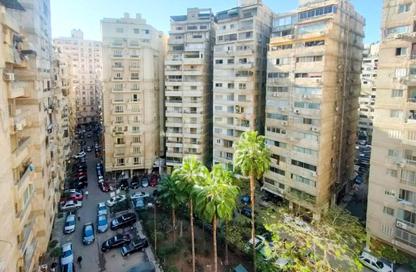 Apartment - 2 Bedrooms - 1 Bathroom for rent in Smouha - Hay Sharq - Alexandria