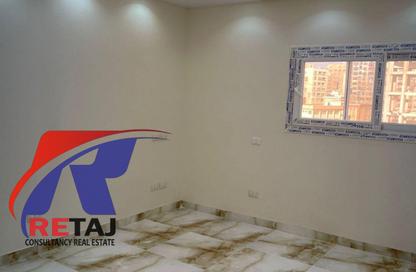 Apartment - 3 Bedrooms - 3 Bathrooms for sale in Al Sawaf St. - 9th Zone - Nasr City - Cairo