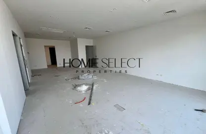 مساحات مكتبية - 3 غرف نوم - 2 حمامات للايجار في الجزيرة بلازا - محور 26 يوليو - الشيخ زايد - الجيزة