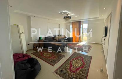 Apartment - 2 Bedrooms - 1 Bathroom for rent in Al Geish Road - Cleopatra - Hay Sharq - Alexandria