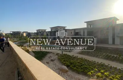 Villa - 5 Bedrooms - 5 Bathrooms for sale in Swan Lake Residence - 5th Settlement Compounds - The 5th Settlement - New Cairo City - Cairo