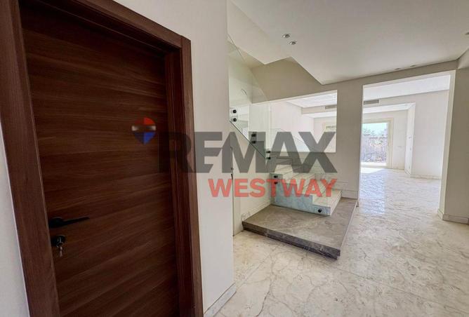 8545920 - Property Image 2