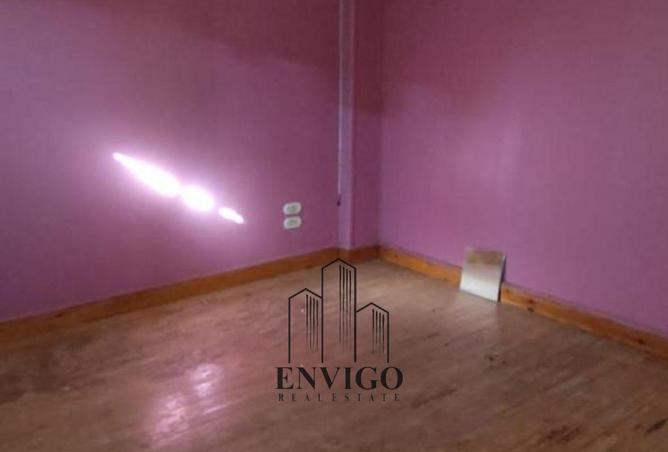 8702313 - Property Image 2