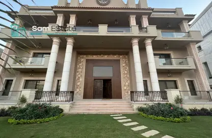 Villa - 7+ Bedrooms - 7+ Bathrooms for sale in West Golf - El Katameya Compounds - El Katameya - New Cairo City - Cairo