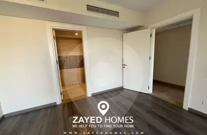 شقة - 2 غرف نوم - 2 حمامات للايجار في نيو جيزة - طريق مصر اسكندرية الصحراوي - مدينة 6 أكتوبر - الجيزة