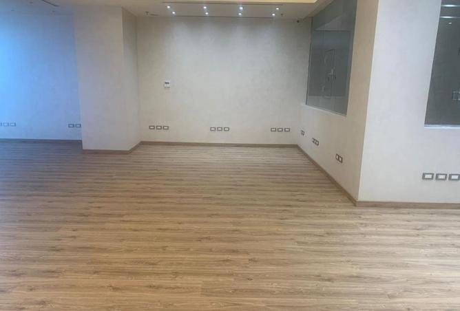 66700690 - Property Image 3