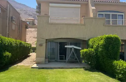 منزل مزدوج - 3 غرف نوم - 4 حمامات للبيع في تلال السخنة - العين السخنة - السويس