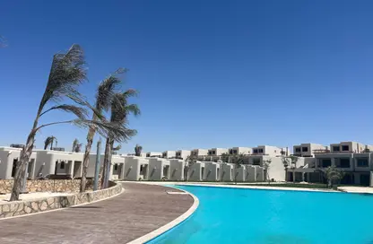 Chalet - 2 Bedrooms - 2 Bathrooms for sale in Hacienda West - Ras Al Hekma - North Coast