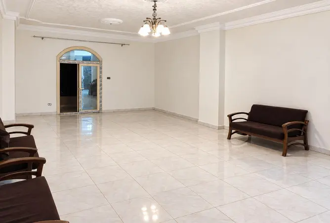 111893911 - Property Image 2