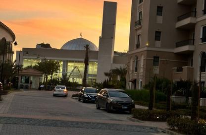 Apartment - 3 - 2 for sale in Village West - Sheikh Zayed Compounds - Sheikh Zayed City - Giza Apartment - 3 - 2 for sale in Village West - Sheikh Zayed Compounds - Sheikh Zayed City - Giza