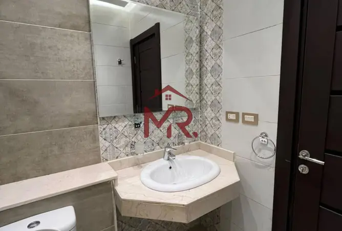 114091618 - Property Image 2
